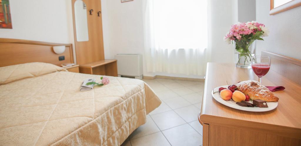 Albergo Etico Asti Room photo